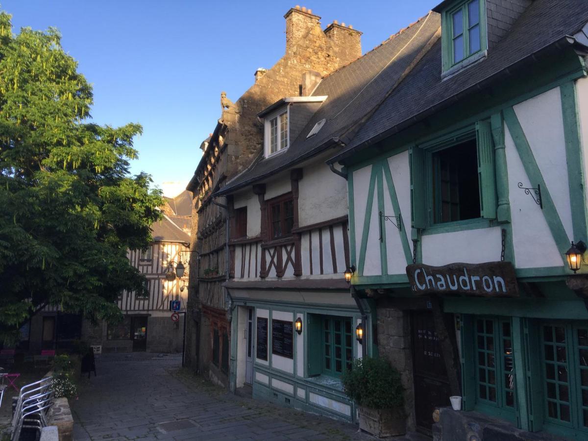 Marie Et Brieuc _ Duplex Lumineux Colore Atypique Face Cathedrale Saint-Brieuc Eksteriør billede